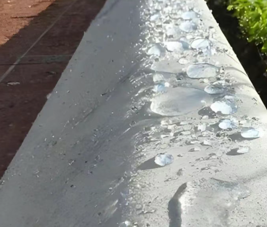 东辽硅烷浸渍涂料在混凝土保护中的应用